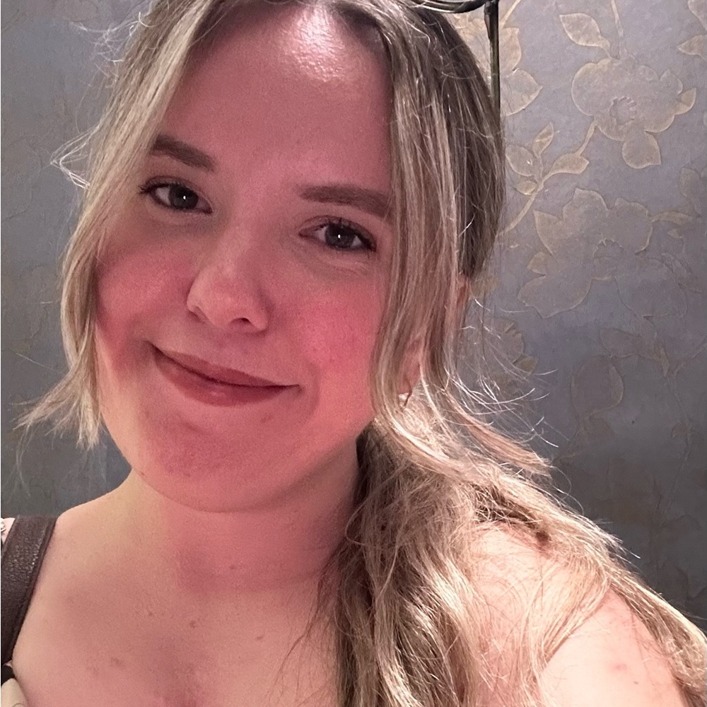 Meet your Posher, Calista